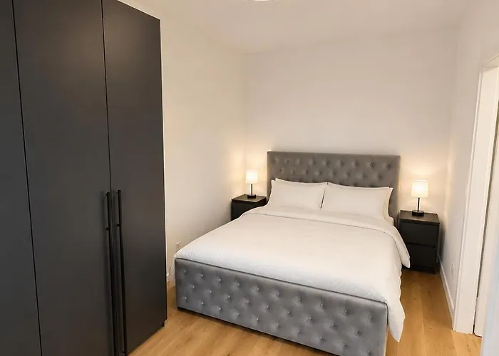 Exklusiv 2br Penthouse! Ac - Balcony - Garage! Apartment